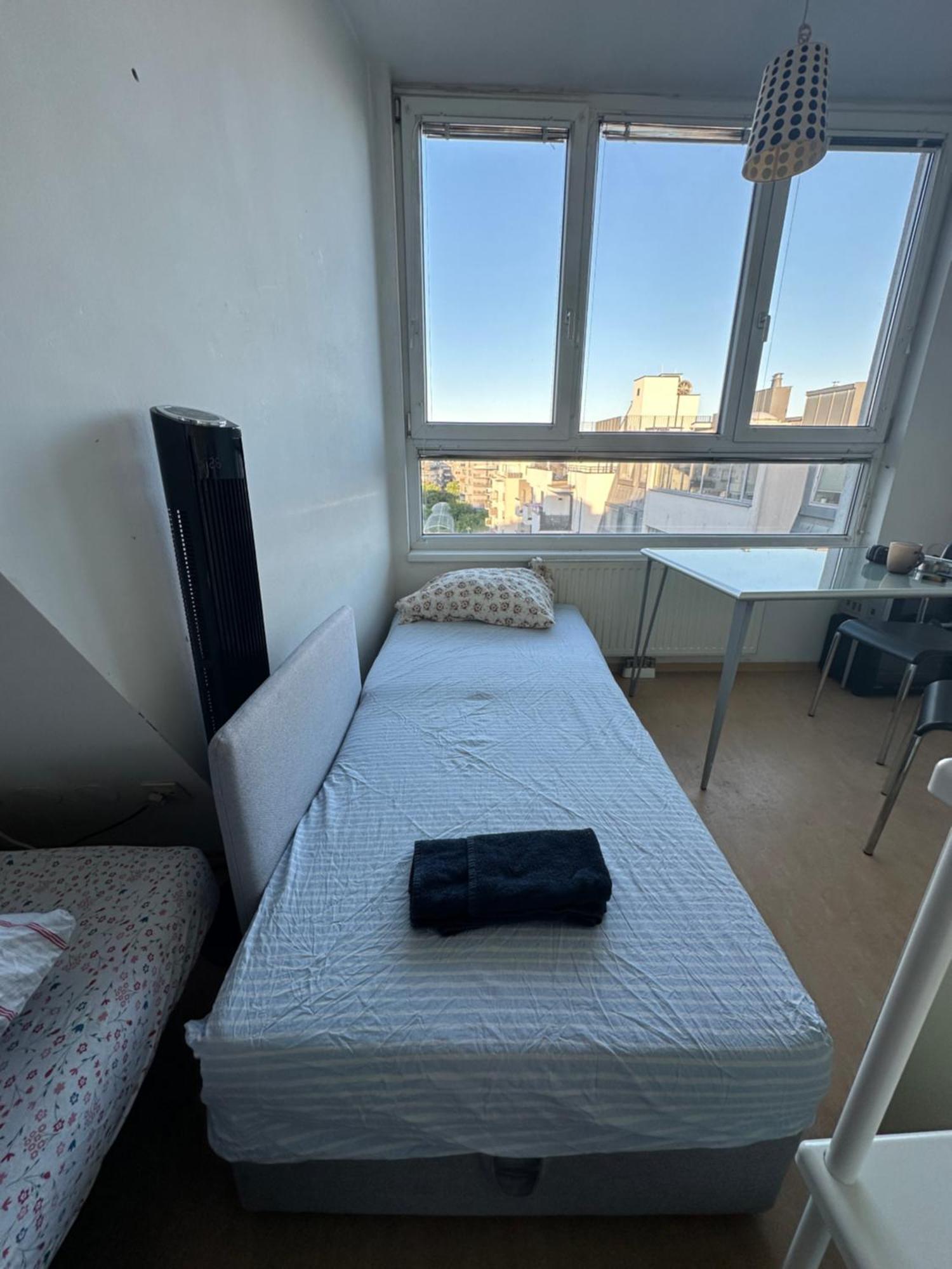 Cozy Bright Penthouse Close To U1 And U6 Metros فيينا المظهر الخارجي الصورة